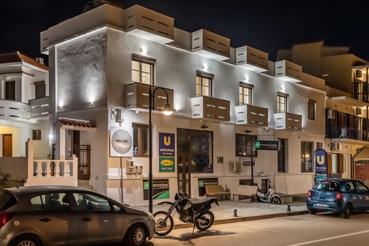 Uncle John'S Guesthouse Скопелос Экстерьер фото